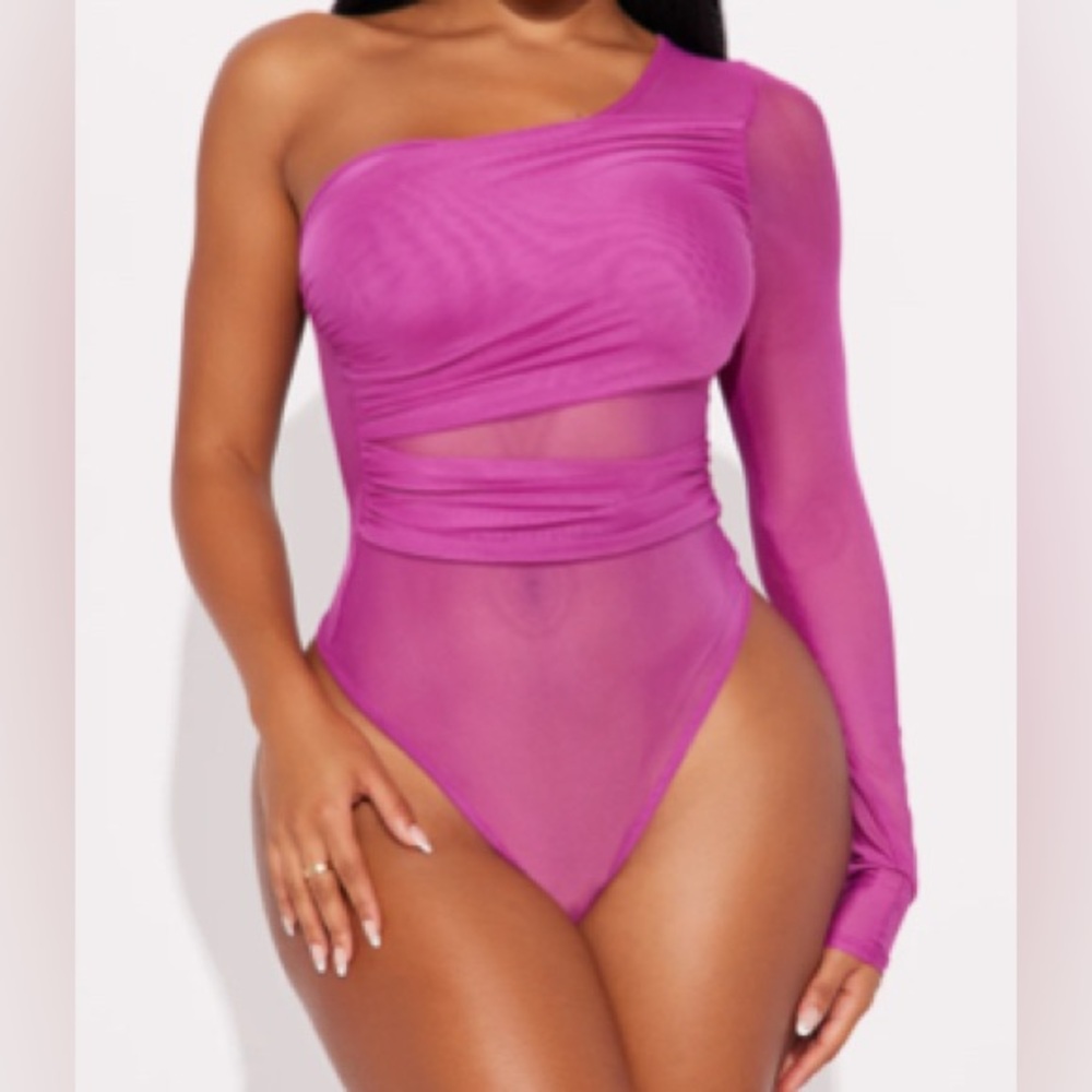 Fashion Nova Fuchsia One-Sleeve Bodysuit- NEVER WORN